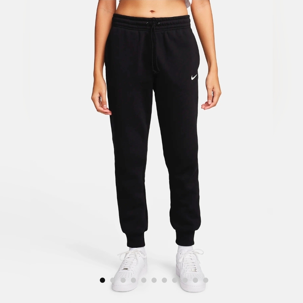 Nike Phoenix FleeceWomen's Black  Sweatpants Size Large Preloved